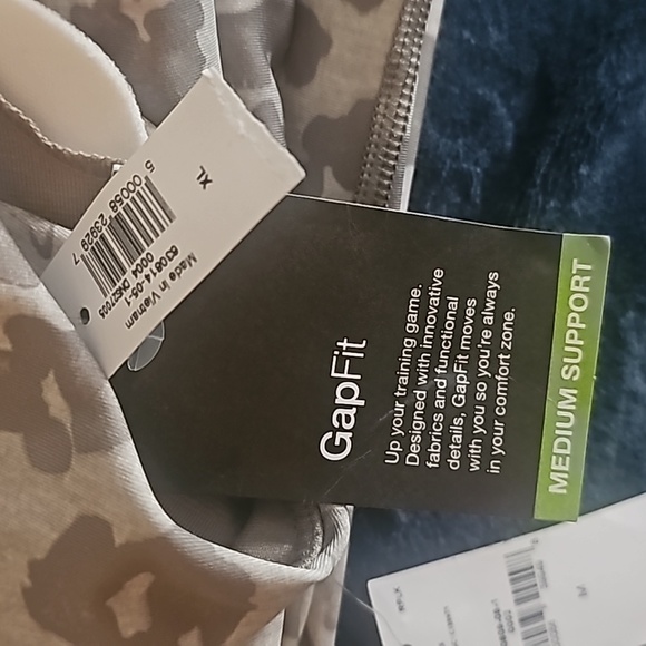 Gap Gapfit High Rise Blackout Full Length Legging Sz  M pants & XL bra nwt - Picture 6 of 6